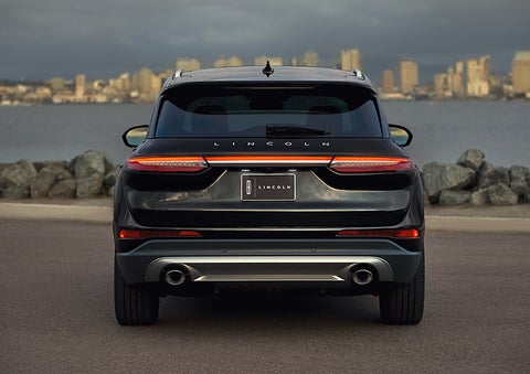 The rear lighting of the 2023 Lincoln Corsair® SUV spans the entire width of the vehicle. | Performance Lincoln Bountiful in Bountiful UT