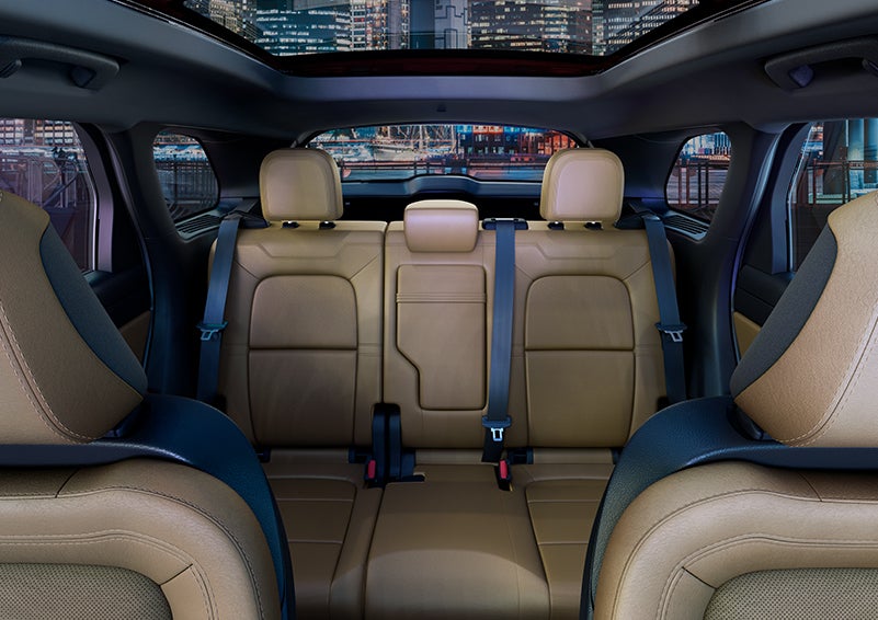 The spaciousness of the second row of the 2023 Lincoln Corsair® SUV is shown. | Performance Lincoln Bountiful in Bountiful UT